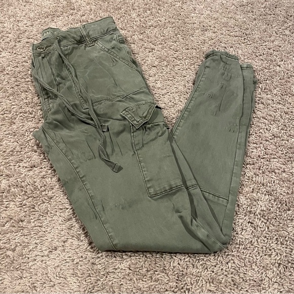 American Eagle Outfitters Denim - American eagle hi rise jeggings green size 4 inseam 27”